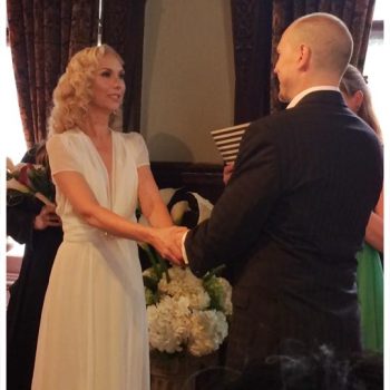 2014weddiny_jennyaldo_hands